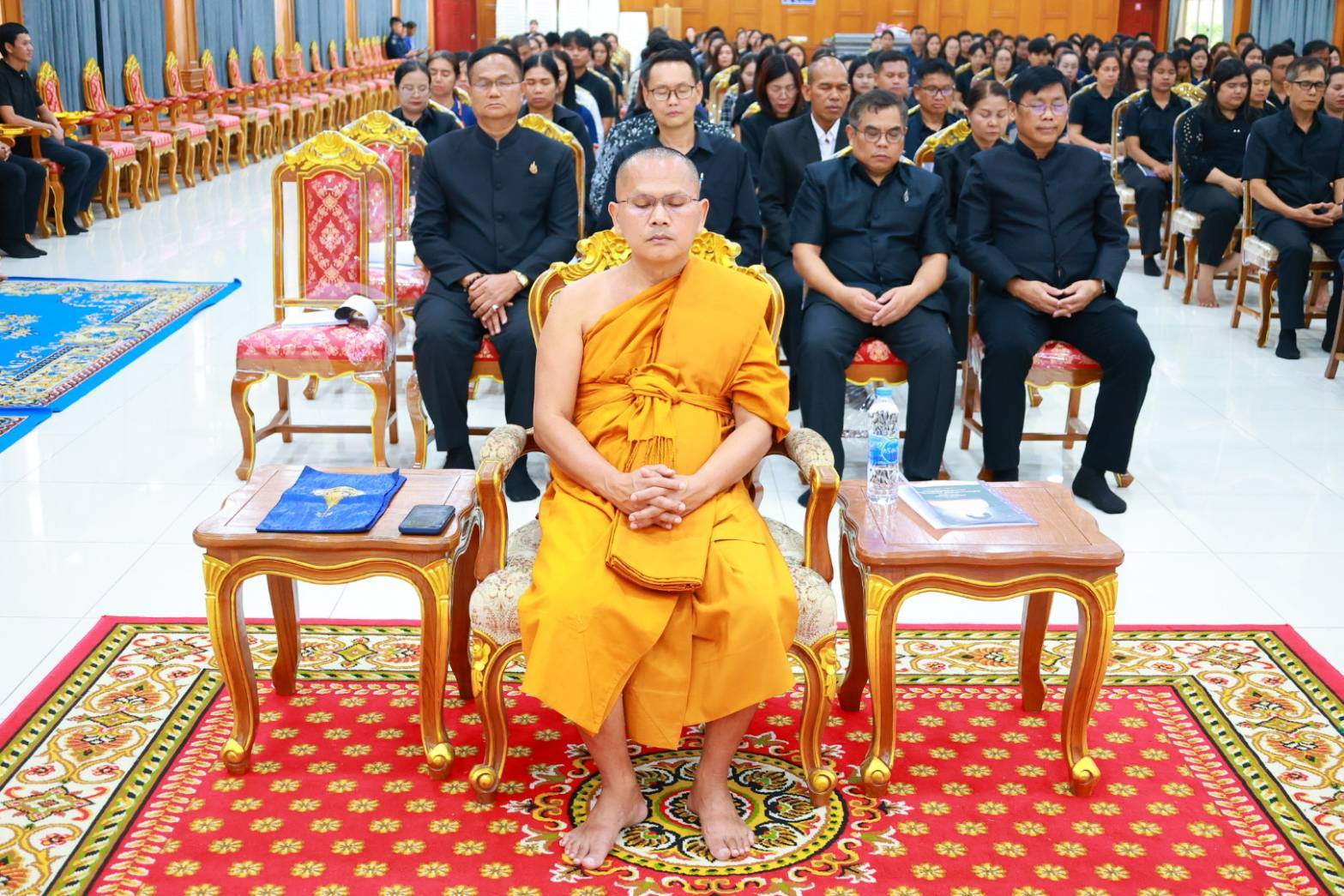 title - วันศุกร์ที่ 24 เมษายน 2569 นายประเสริฐ กาญจนเกียรติกุล ปฏิรูปที่ดินจังหวัดบุรีรัมย์ พร้อมเจ้าหน้าที่ ส.ป.ก.บุรีรัมย์ร่วมพิธีสวดพระพุทธมนต์และเจริญจิตภาวนาอุทิศถวายพระราชกุศลแด่สมเด็จพระนางเจ้าสิริกิติ์ พระบรมราชินีนาถ พระบรมราชชนนีพันปีหลวง